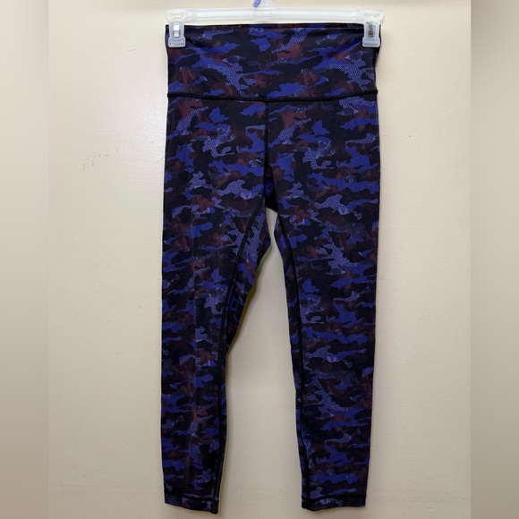 Lululemon Wunder Under Purple Camo Leggings - Picture 4 of 6